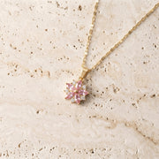Collar Flor de Cerezo - Joya de Ternura y Cuidado